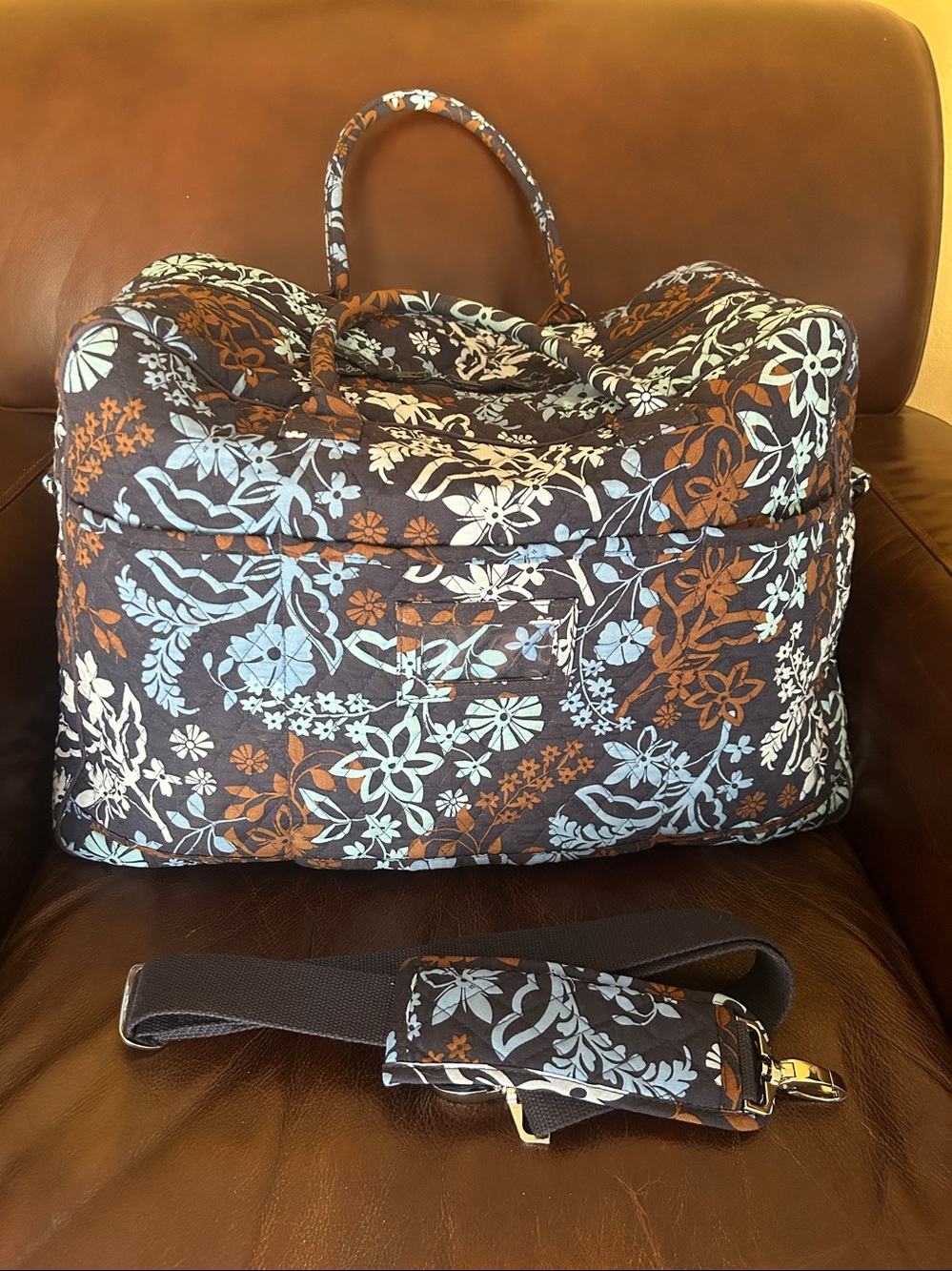 Vera Bradly LARGE Travel Bag